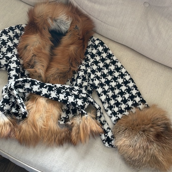 Jacket - Picture 2 of 5